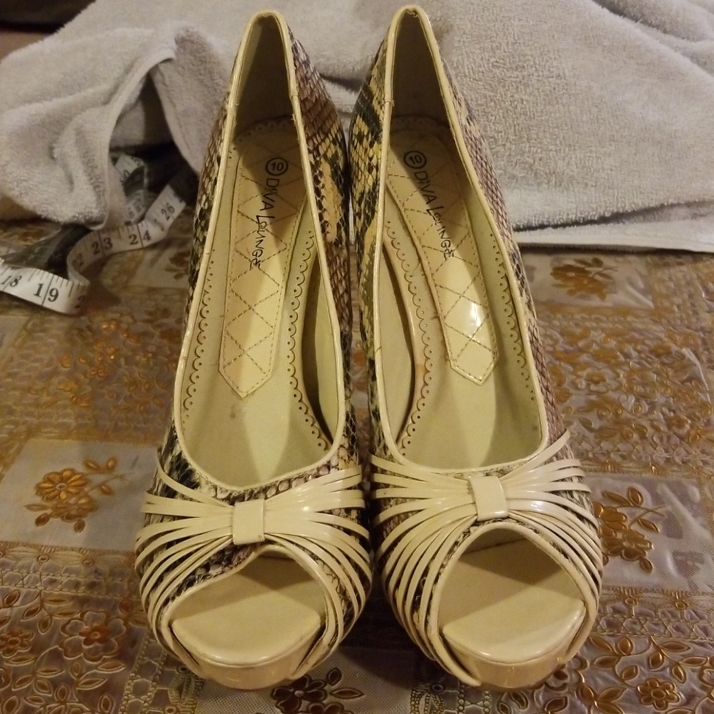 Diva lounge size 10 snake skin heel - Picture 3 of 8
